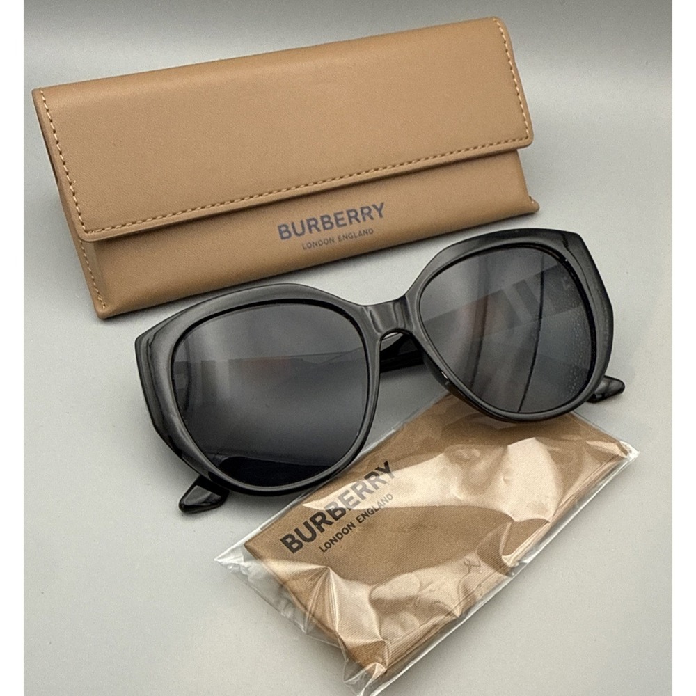 BURBERRY BE4407 AUTHENTIC BLACK CAT EYE SUNGLASSES LUXURY W/CASE & CLOTH -MINT